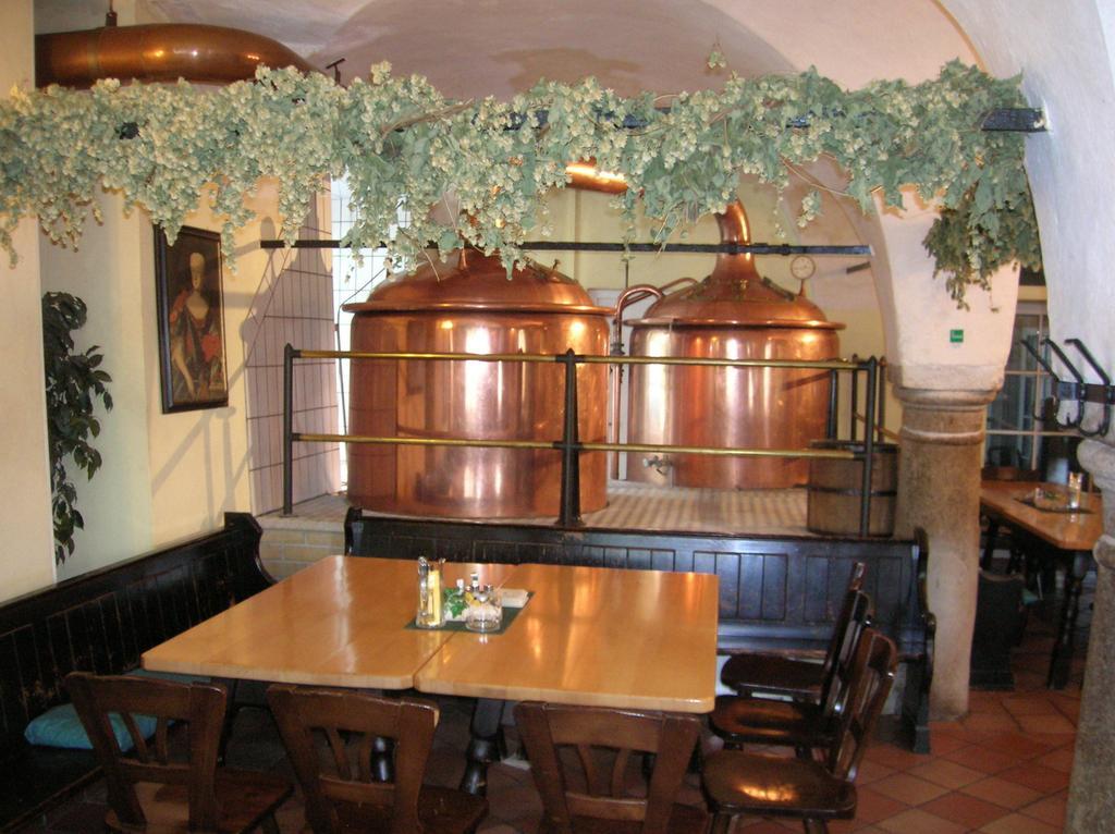 Schlossbrauerei Weinberg - Erste Ooe. Gasthausbrauerei Kefermarkt Exterior foto